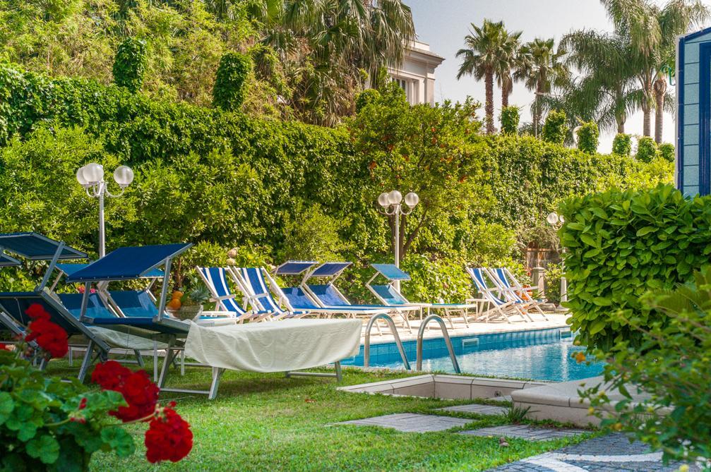 Hotel Eliseo Park'S Sant'Agnello Buitenkant foto