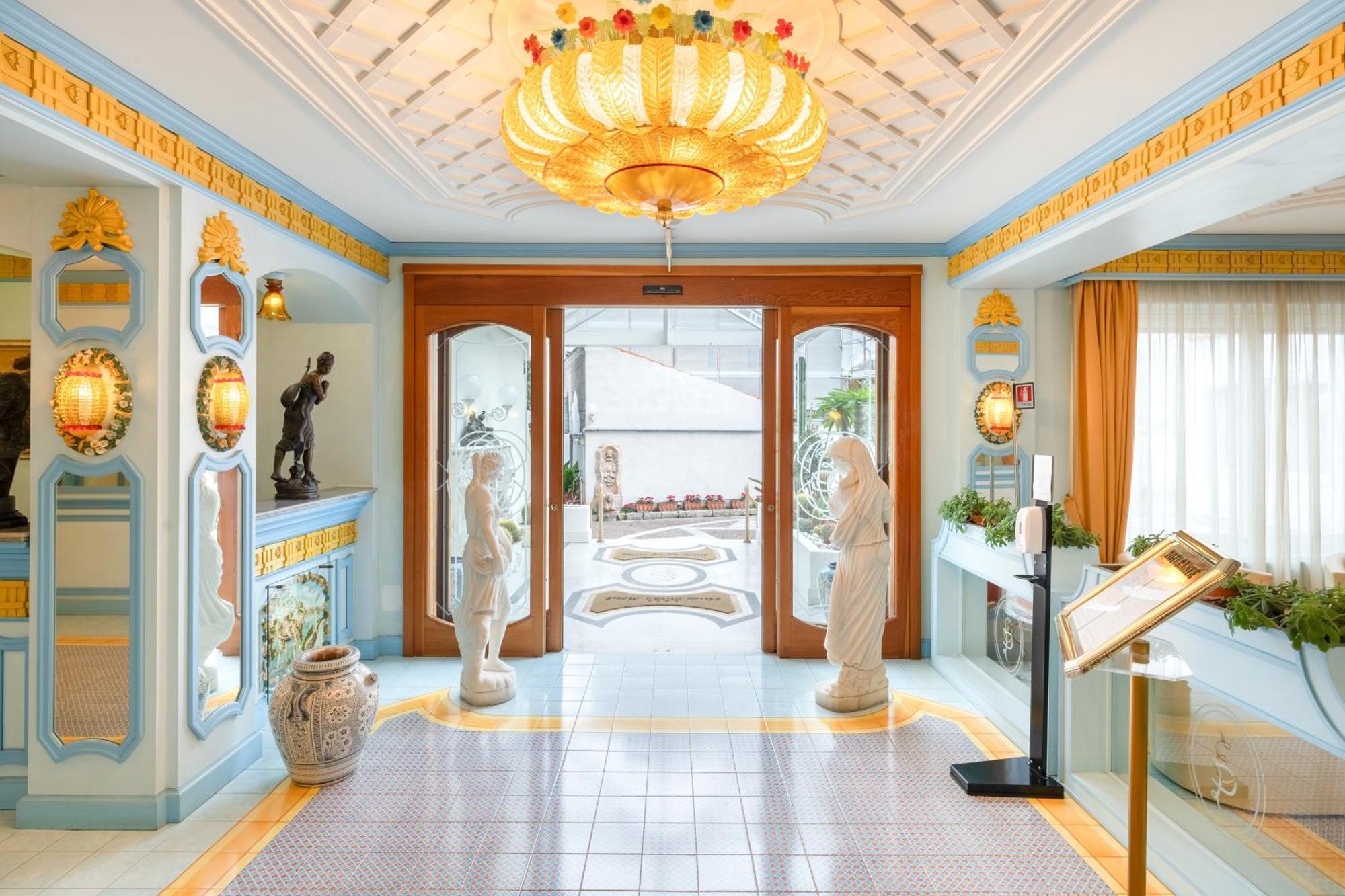 Hotel Eliseo Park'S Sant'Agnello Buitenkant foto