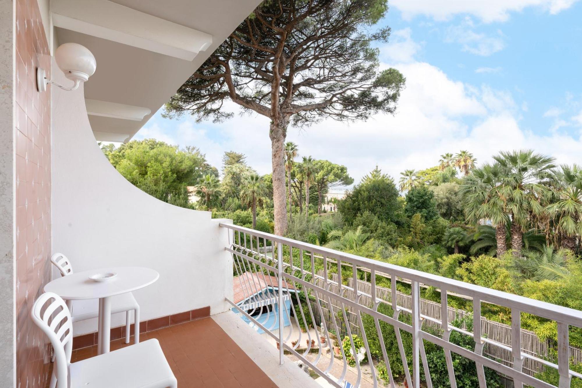 Hotel Eliseo Park'S Sant'Agnello Buitenkant foto