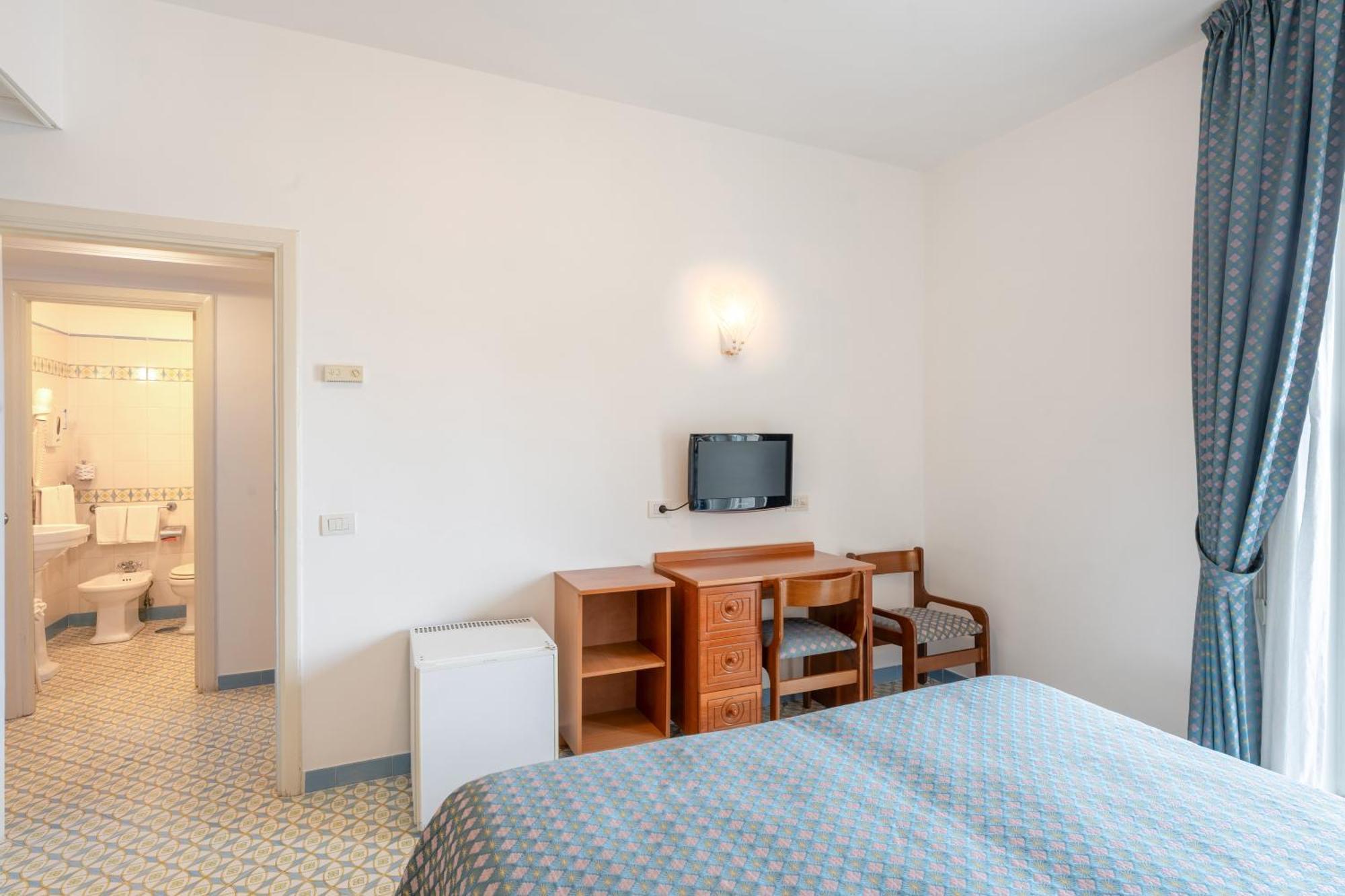 Hotel Eliseo Park'S Sant'Agnello Buitenkant foto