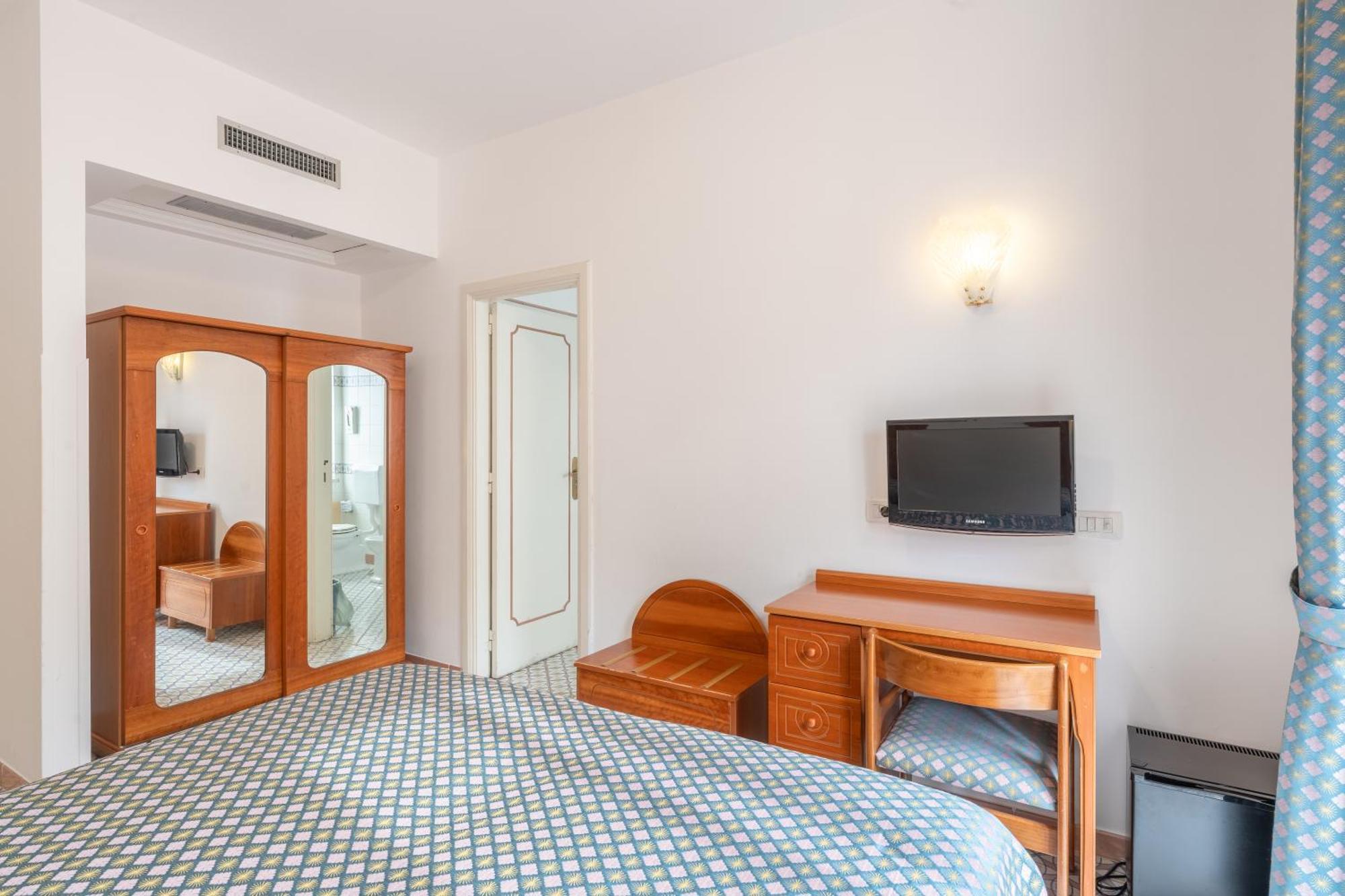 Hotel Eliseo Park'S Sant'Agnello Buitenkant foto